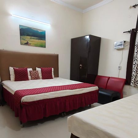 New Chandigarh Holiday Home Exterior foto