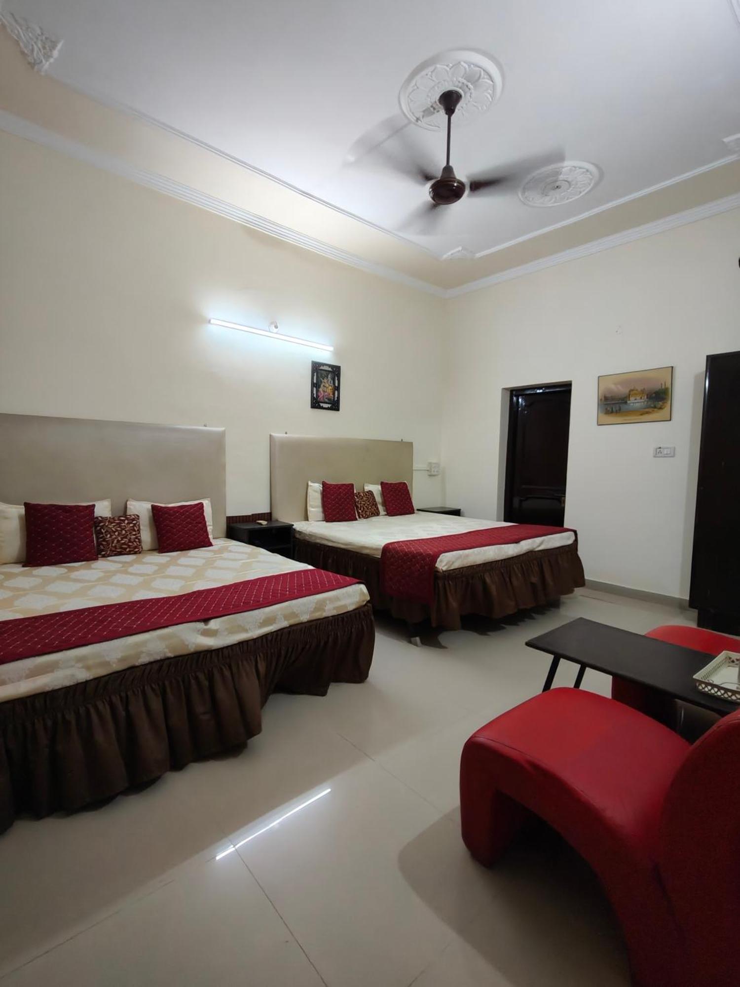 New Chandigarh Holiday Home Exterior foto